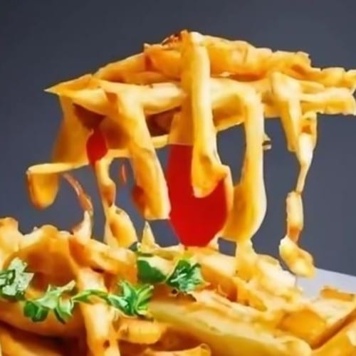 Cheesy Masala Fries.